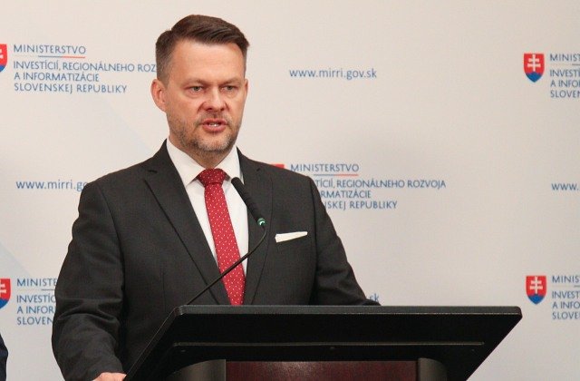 425204_migal3.jpg Migaľovo ministerstvo podporilo v krajoch projekty za vyše 22 miliónov eur, obnoví sa aj Emmerova vila v Trnave