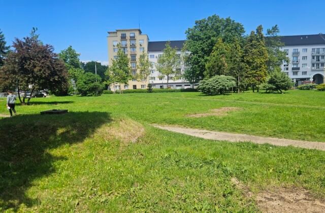 V Košiciach chcú zrevitalizovať Park na Vysokoškolskej ulici, v súčasnosti mesto hľadá dodávateľa stavebných prác – FOTO