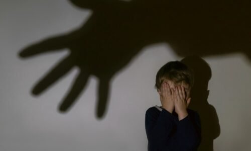 Žena z jižní Afriky prodala svou šestiletou dceru za 25 tisíc korun. Byla ochotná i slevit