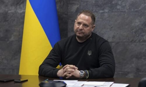 Kyjev je pripravený rokovať s Ruskom, ale konštruktívne, vraví šéf kancelárie Zelenského