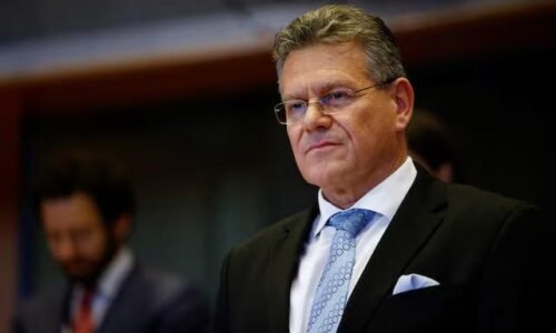 Európska únia ponúkne USA zvýšenie nákupov LNG alebo sóje o 50 miliárd eur, povedal Šefčovič Európska únia ponúkne USA zvýšenie nákupov LNG alebo sóje o 50 miliárd eur, povedal Šefčovič