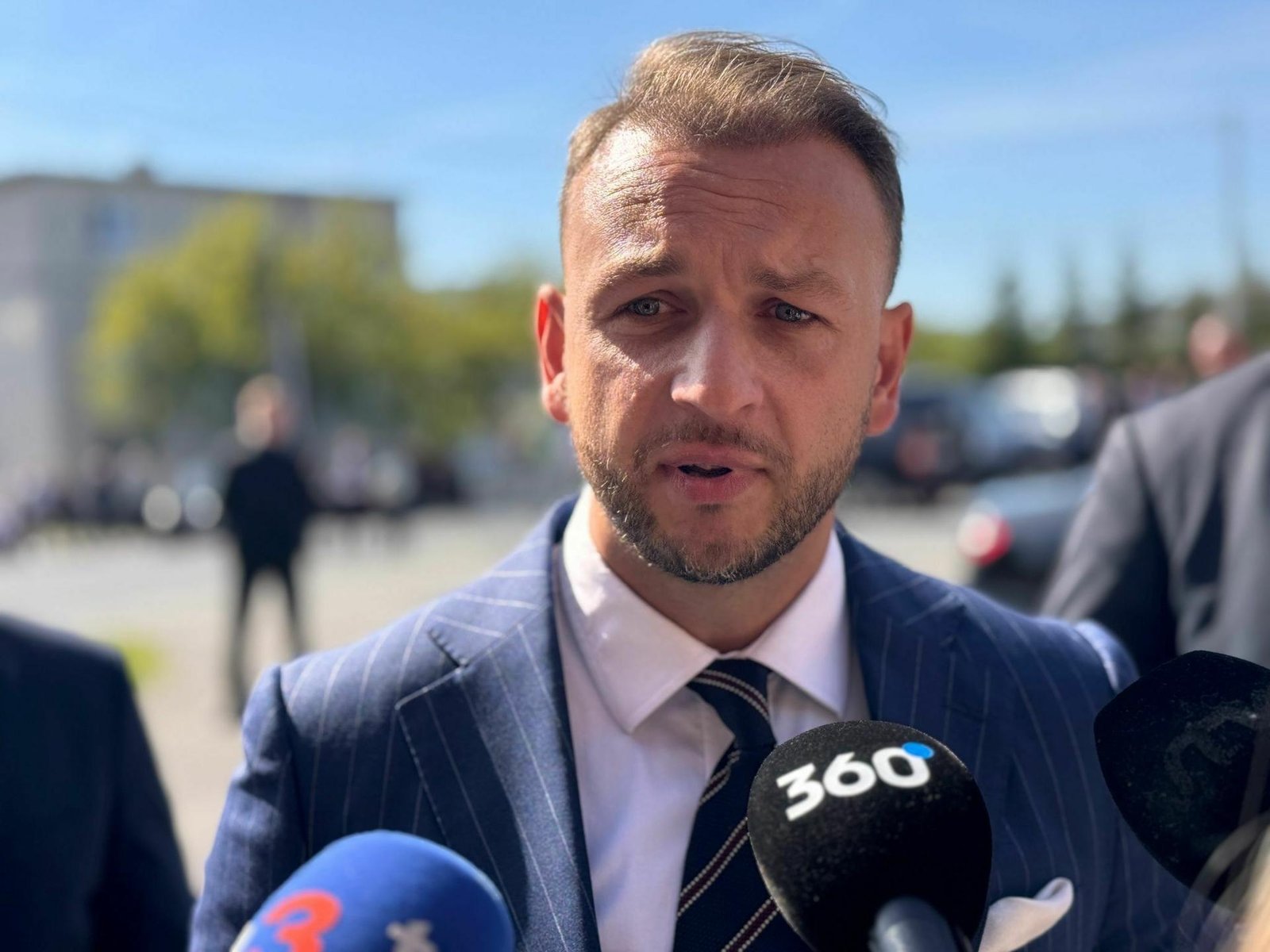 Hlas-SD chce rokovať o úprave transakčnej dane pre živnostníkov, tvrdí Šutaj Eštok Hlas-SD chce rokovať o úprave transakčnej dane pre živnostníkov, tvrdí Šutaj Eštok
