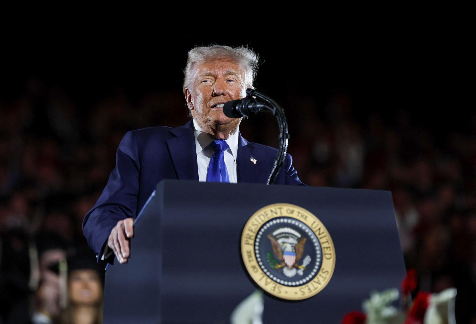 Trump podpísal dekrét, ktorým odobral verejnoprávnym médiám verejné dotácie