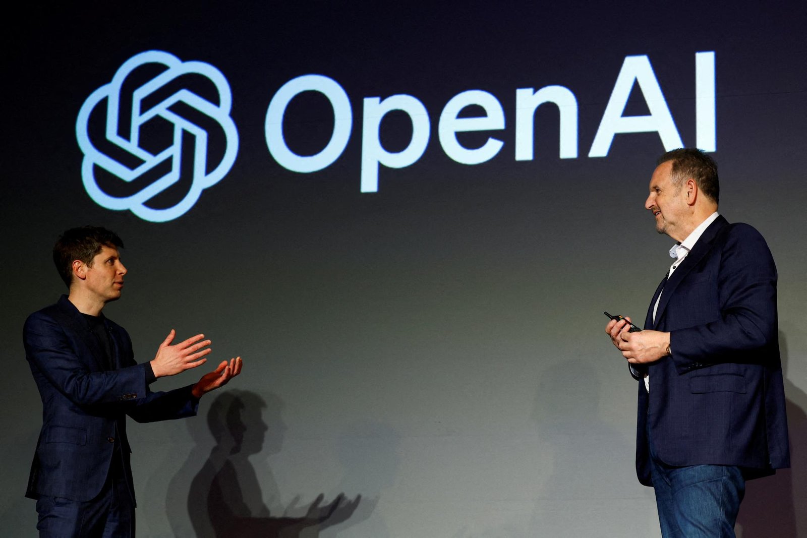 Dilema OpenAI: zisk či blahobyt? Dilema OpenAI: zisk či blahobyt?