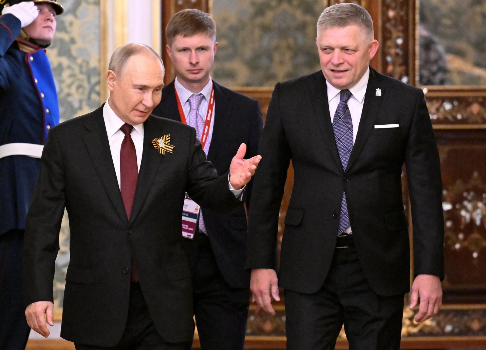 Fico sa v Kremli stretol s Putinom, pohrozil vetom návrhu EÚ na zákaz ruských energií Fico sa v Kremli stretol s Putinom, pohrozil vetom návrhu EÚ na zákaz ruských energií