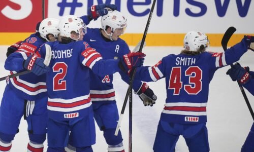 Americkí hokejisti vyradili domácich Švédov, postupujú do finále majstrovstiev