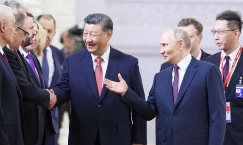 Putin s čínským prezidentem v Kremlu: Vzájemná spolupráce není namířena proti žádnému státu