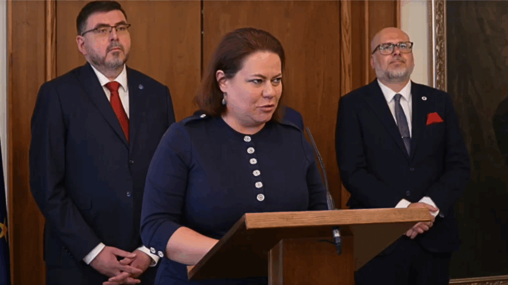 Predseda parlamentu Richard Raši chce zlepšiť komunikáciu o návrhoch zákonov týkajúcich sa samospráv Predseda parlamentu Richard Raši chce zlepšiť komunikáciu o návrhoch zákonov týkajúcich sa samospráv