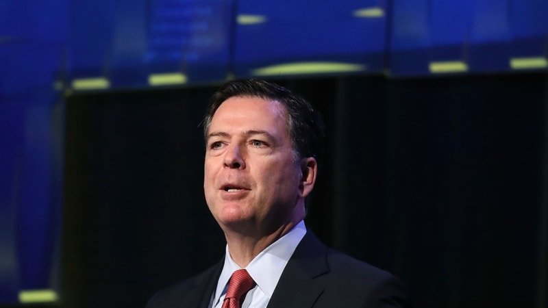Vyzýval exšéf FBI k atentátu na Trumpa? Tajné služby ho vyšetřují kvůli fotografii mušliček Vyzýval exšéf FBI k atentátu na Trumpa? Tajné služby ho vyšetřují kvůli fotografii mušliček