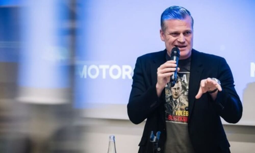Schmarcz: Útoky na Turkovo závodění mohou znejistit jeho nejvěrnější. Zmínil podvod na voliče