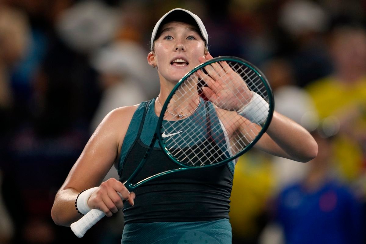 Roland Garros: Andrejevová sa na kurte dlho nezdržala, ďalej pokračuje aj Kasatkinová