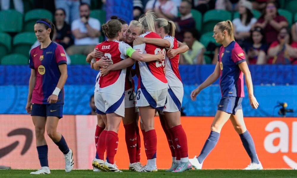 Čo nevyšlo mužom, dokončili ženy. arsenal vyhral ligu majstrov