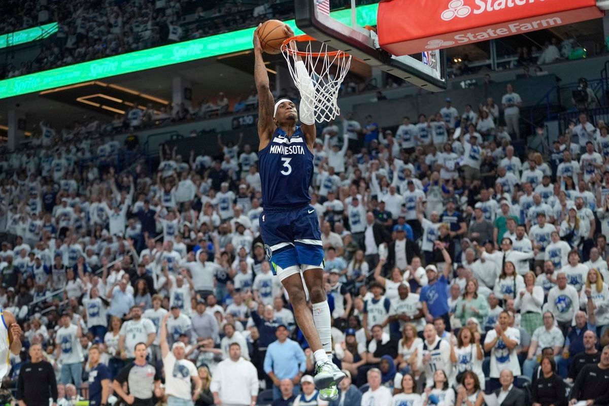 VIDEO NBA: Curryho absenciu bolo cítiť. Minnesota vyrovnala sériu