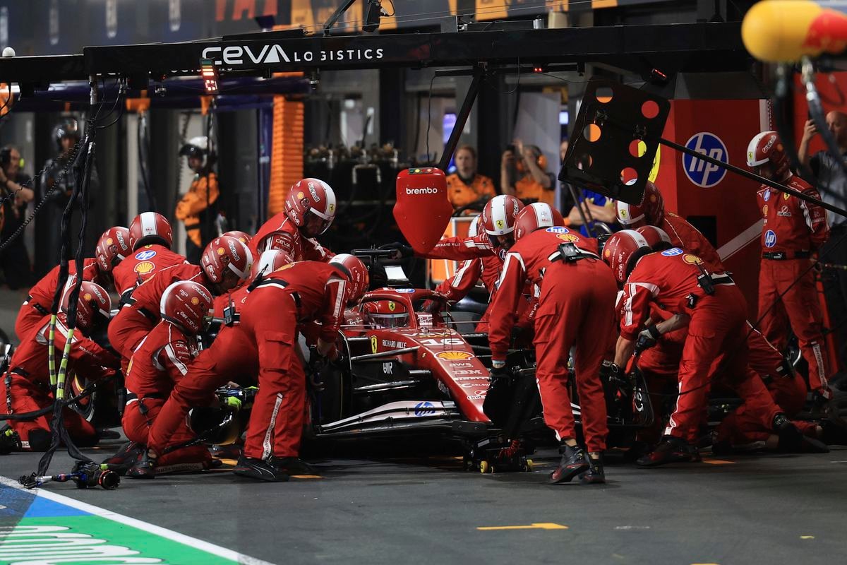 Prečo Ferrari nedokáže urobiť krok vpred? Šéf tímu odhalil, v čom je problém
