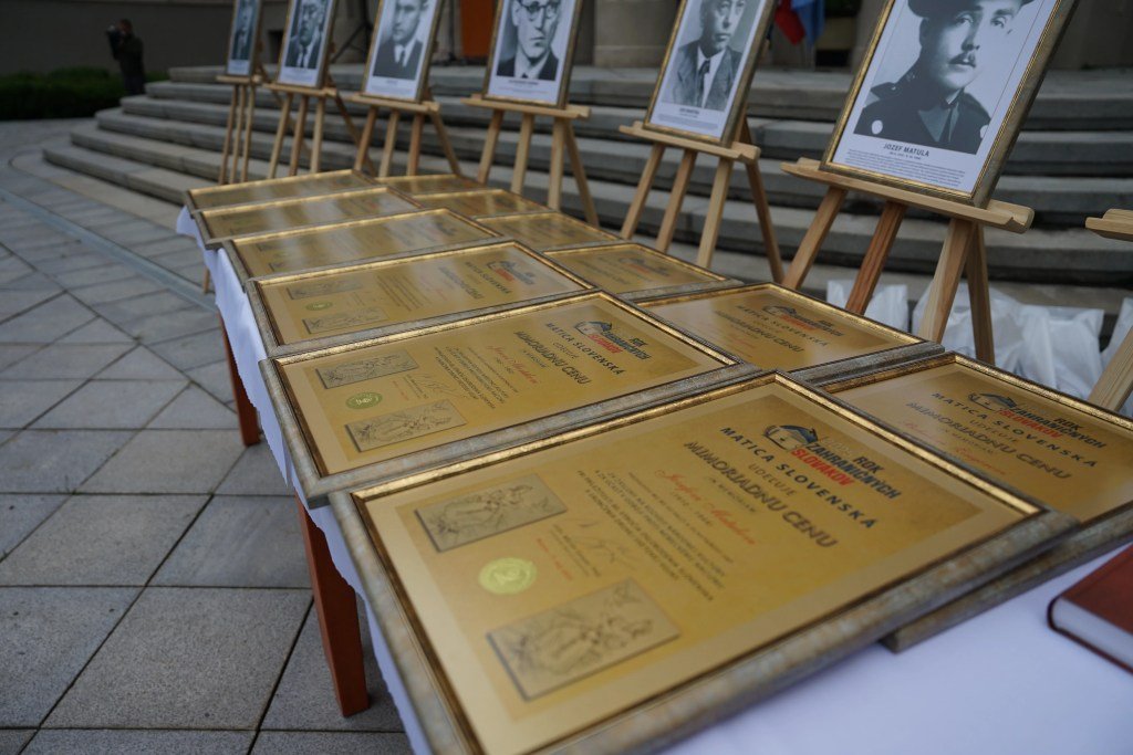 V Martine si pripomenuli 80. výročie oslobodenia Slovenska a ukončenia 2. svetovej vojny. V Martine si pripomenuli 80. výročie oslobodenia Slovenska a ukončenia 2. svetovej vojny.
