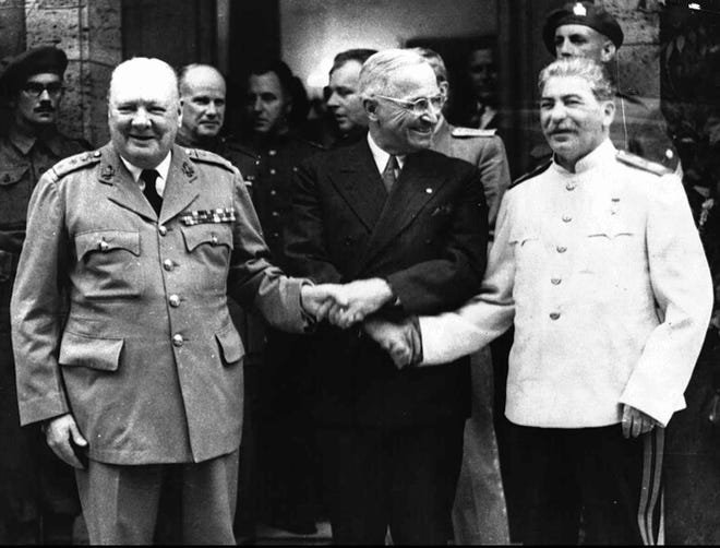 Nepríjemná história. Koncom 2.svetovej vojny plánovali “spojenci” útok na oslabený Sovietsky zväz Nepríjemná história. Koncom 2.svetovej vojny plánovali “spojenci” útok na oslabený Sovietsky zväz