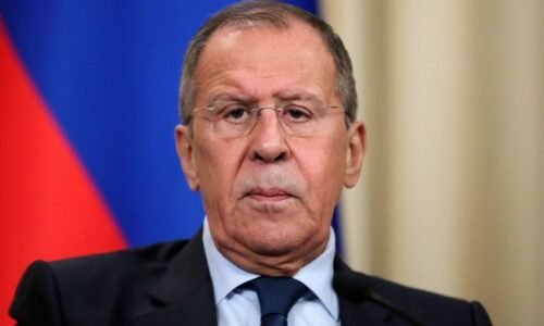 Sergej Lavrov: Riešenie konfliktu na Ukrajine sa nedá dosiahnuť len zastavením bojov