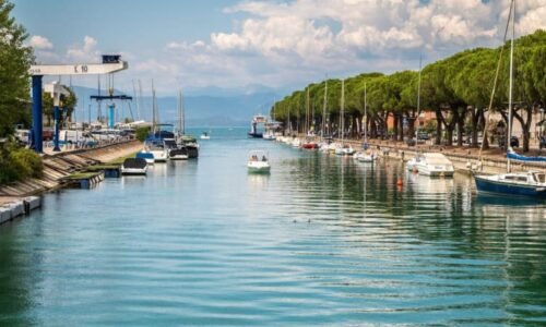 Oblíbené italské jezero zamořily obří žravé ryby. Situace je rok od roku vážnější