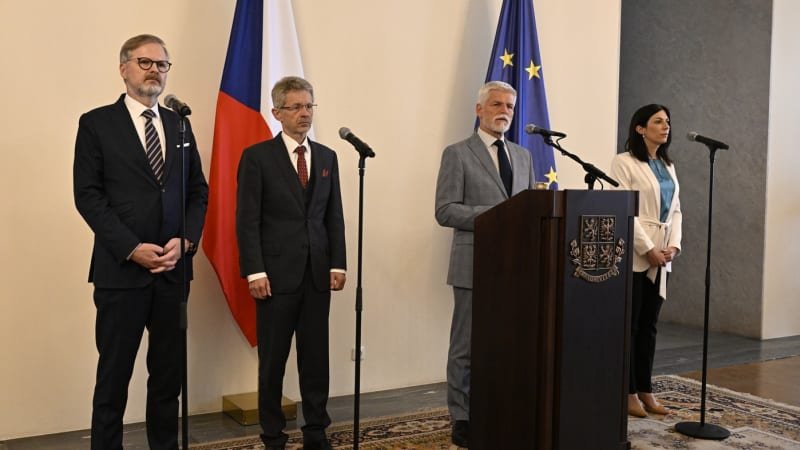 Pavel před summitem NATO: Chceme důstojnou reprezentaci Ukrajiny. Obrana musí být efektivní Pavel před summitem NATO: Chceme důstojnou reprezentaci Ukrajiny. Obrana musí být efektivní