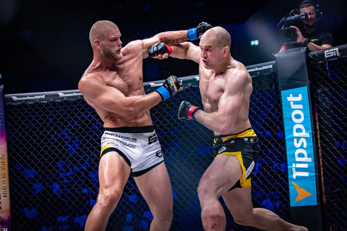 VIDEO Oktagon 71: Festival ukončení! Pavol Langer schytal desivé KO