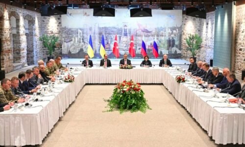 Rusko navrhlo termín ďalšieho priameho rokovania s Ukrajinou. Stretnutie ruskej a ukrajinskej delegácie by sa podľa Sergeja Lavrova malo opäť konať v Istanbule