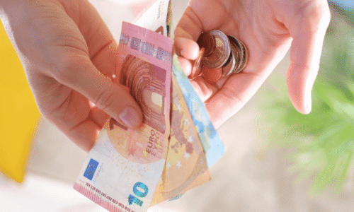 Inflácia v eurozóne je stabilná. Slovensko sa s ňou však poriadne trápi