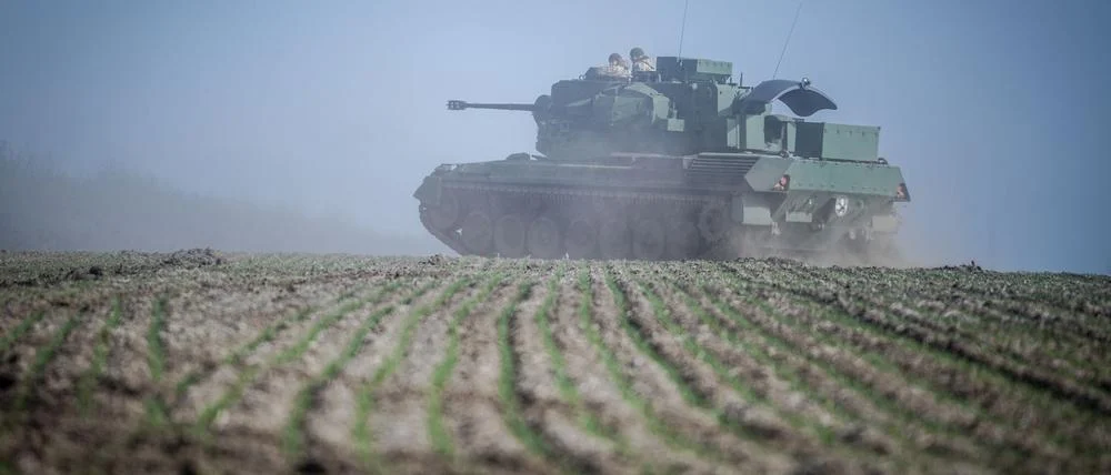 Tagesspiegel: Nemecko utají dodávky zbraní na Ukrajinu Tagesspiegel: Nemecko utají dodávky zbraní na Ukrajinu