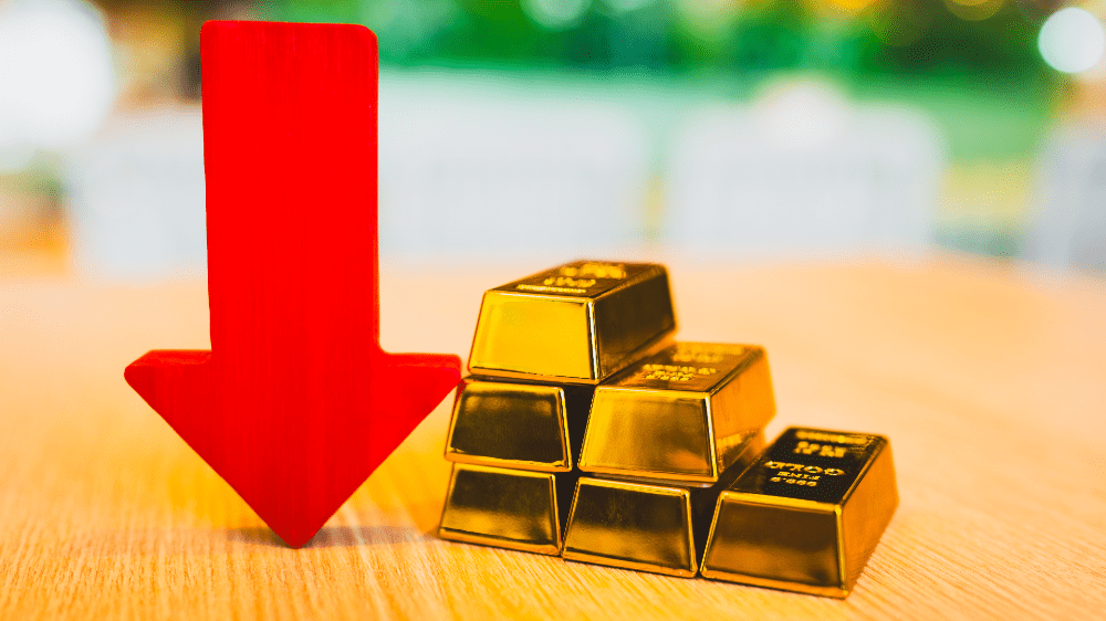 Analytici varujú: Zlatu hrozí najväčší pád od roku 2008