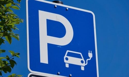 Diabli v stroji – Jazda na elektromobile je falošný environmentalizmus