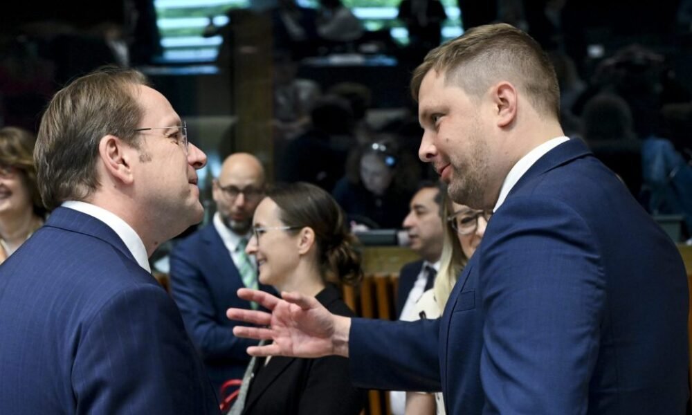 Ministri zdravotníctva rokovali s komisárom o plošnom zákaze e-cigariet aj online predaja