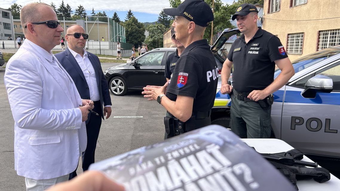 Navštívili sme Deň zdravia, športu, ochrany a obrany a bezpečnosti handlovskej SOŠ