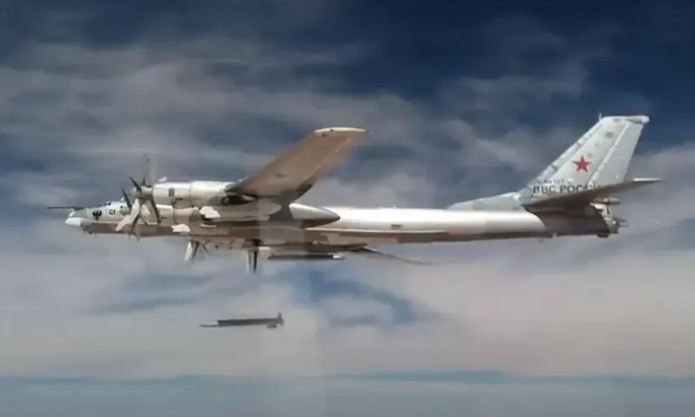 Trump: “Ukrajina svojimi činmi dala Putinovi dôvod na to, aby ju zbombardoval do pekla”