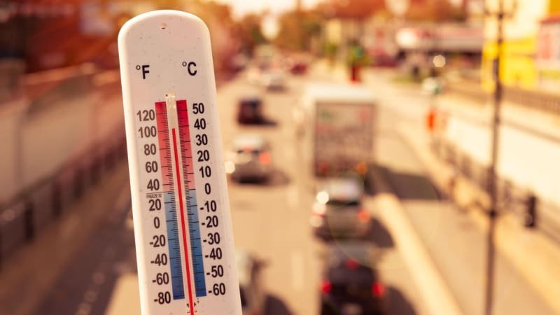 Spalující vedra mohou již brzy zasáhnout Evropu. 45 stupňů nemusí být výjimkou, varují vědci Spalující vedra mohou již brzy zasáhnout Evropu. 45 stupňů nemusí být výjimkou, varují vědci