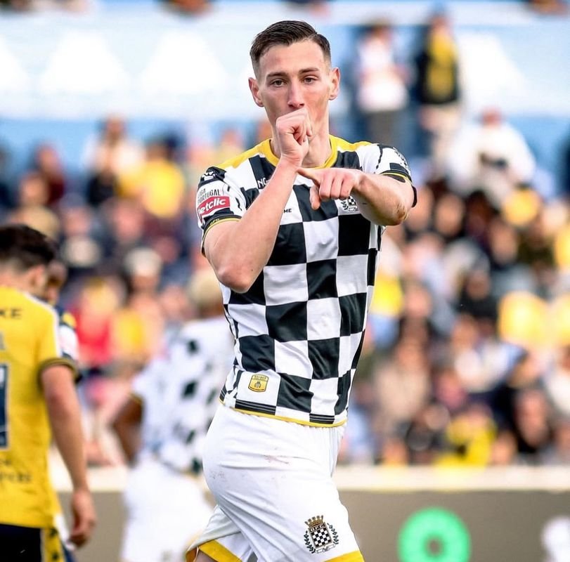 Róbert Boženík má na stole zaujímavú ponuku. Z Boavisty ho chce vykúpiť bývalý klub Martina Škrtela