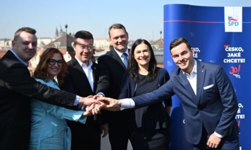 Babišův plán na jednobarevnou vládu má háček. SPD chce do vlády, Motoristé plánu „nerozumí“
