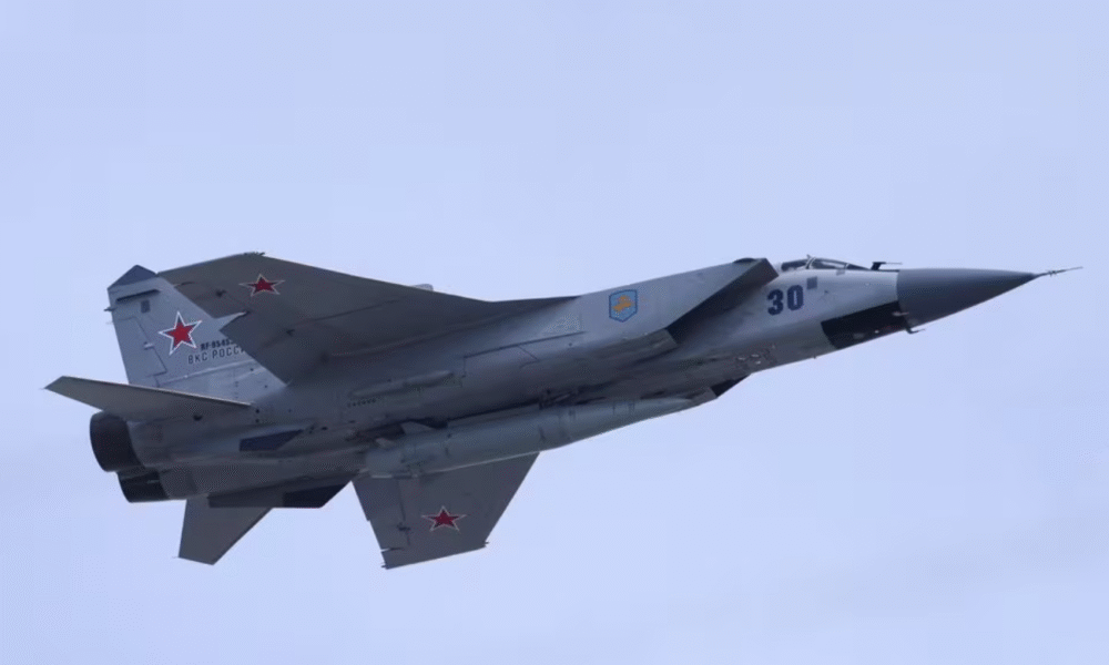 Rusko tvrdí, že zaútočilo na ukrajinské letisko hypersonickou raketou Kinžal