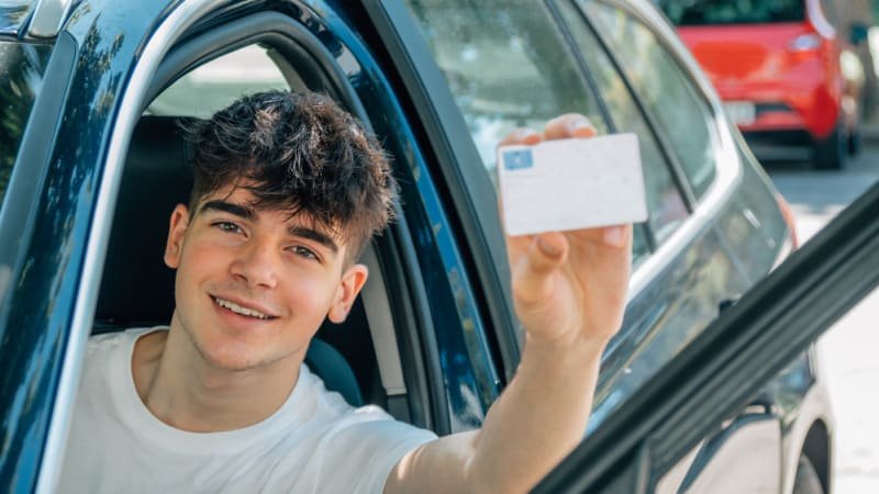 Pozor, mladí řidiči. V Chorvatsku se liší maximální povolená rychlost podle věku