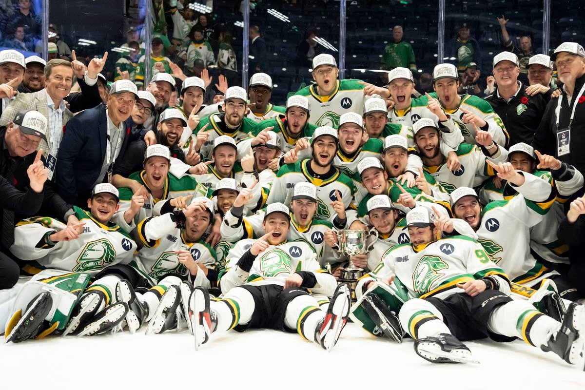 Prestížny mládežnícky Memorial Cup vyhrali tretíkrát v histórii hráči London Knights