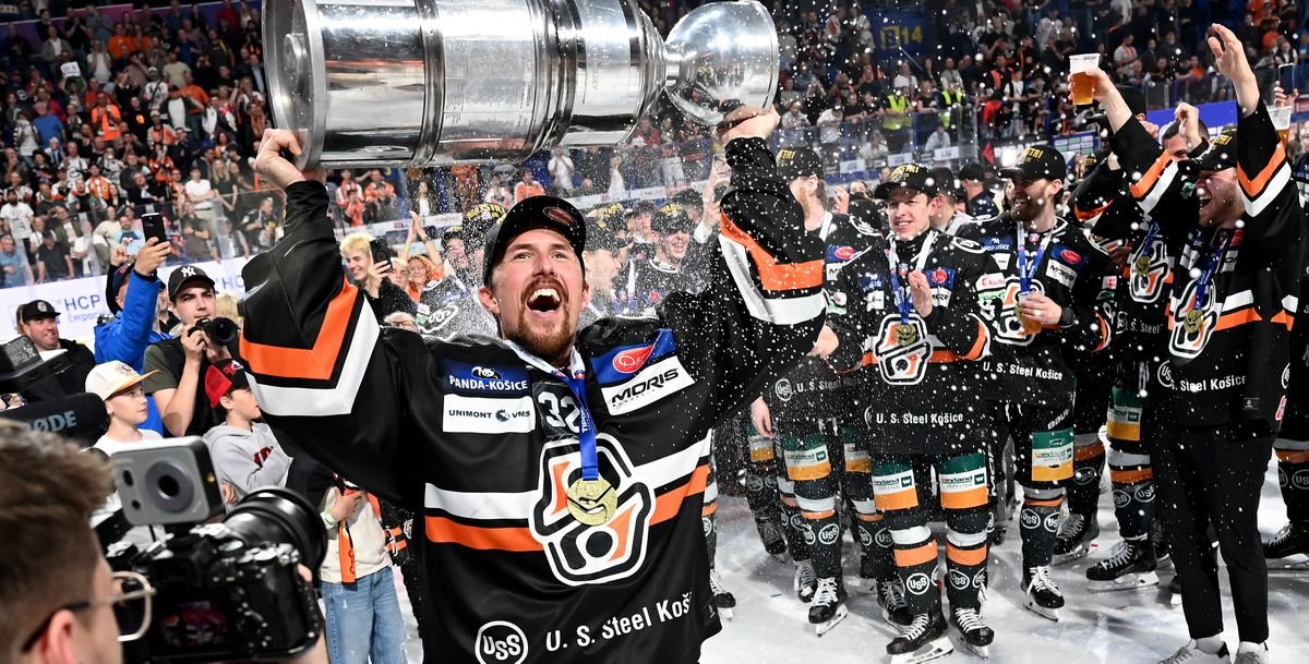 Rozlúčil sa ziskom titulu. Jaroslav Janus po troch sezónach skončil v HC Košice