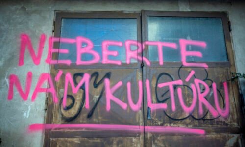 Námestie Karola Vaculíka v Bratislave sa ako dielo protestu zmení na Slobodnú národnú galériu