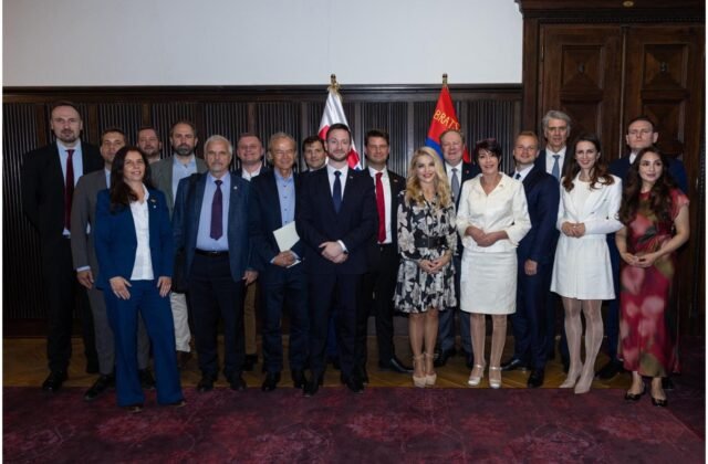 444666_titulka-simkovicova-640x420.jpg Šimkovičová prijala zástupcov frakcie Európa suverénnych národov z Európskeho parlamentu – FOTO