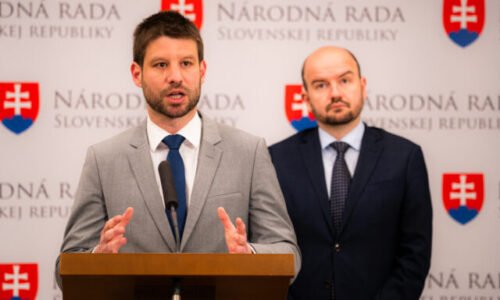 Kto nahradí Šimečku na poste predsedu parlamentu? Na mene nového kandidáta sa dohodla opozícia aj koalícia