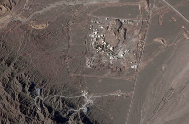451471_iran_nuclear_new_underground_site_38110-640x420.jpg Izraelské strely sa v Iráne prevŕtali aj do podzemných hál na obohacovanie uránu