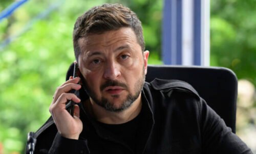 Kyjev povolí dvojité občianstvo Ukrajincom žijúcim v EÚ, ale nie tým v Rusku