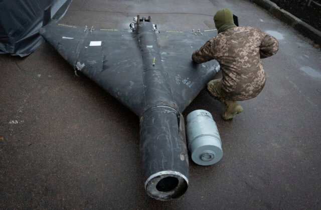 455064_russia_ukraine_war_drone_factory_70456-1-640x420.jpg Izraelské útoky na Irán podľa estónskej rozviedky zhoršia schopnosť Ruska používať drony