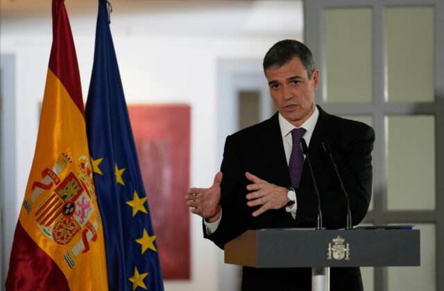 457230_spanielsky-premier-pedro-sanchez-640x420.jpg Španielsko dosiahlo dohodu s NATO, ktorá ho oslobodzuje od päťpercentného cieľa pre výdavky na obranu