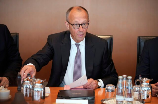 459467_germany_politics_40599-640x420.jpg Cieľom zvýšenia výdavkov na obranu nie je podľa nemeckého kancelára snaha o potešenie Trumpa