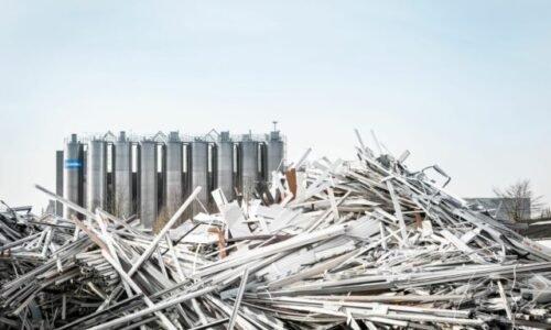 Deceuninck získava svoju prvú certifikáciu RecyClass za použitie recyklovaného PVC a obnovuje aj označenie produktu VinylPlus®
