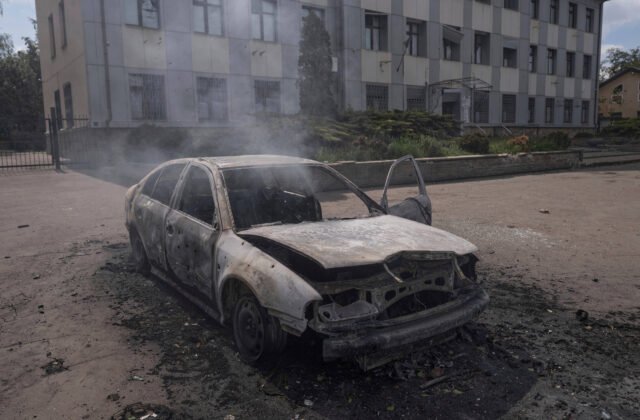 461928_russia_ukraine_war_42428-640x420.jpg Mier aj za cenu kompromisu si želá 56 % Ukrajincov