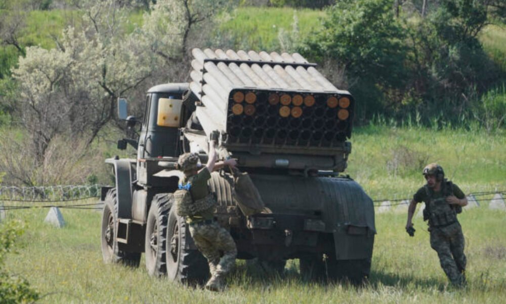 Rusko na Ukrajine za uplynulý deň stratilo ďalších takmer tisíc vojakov